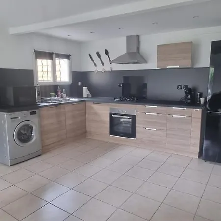 Appartamento Aux Creissauds Aubagne Esterno foto